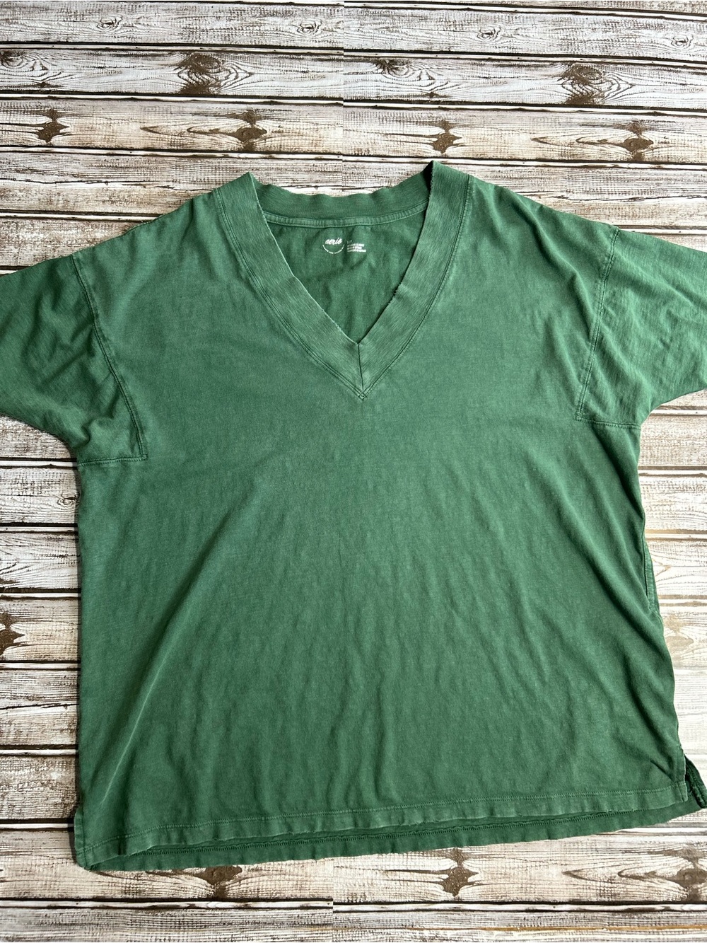 Aerie Oversized Women's Green V-Neck Cozy Tshirt size small